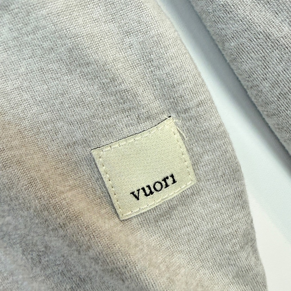 Vuori Daydream Crew Women M Heather Gray Excellent VW133 Long Sleeve Top - Picture 4 of 8